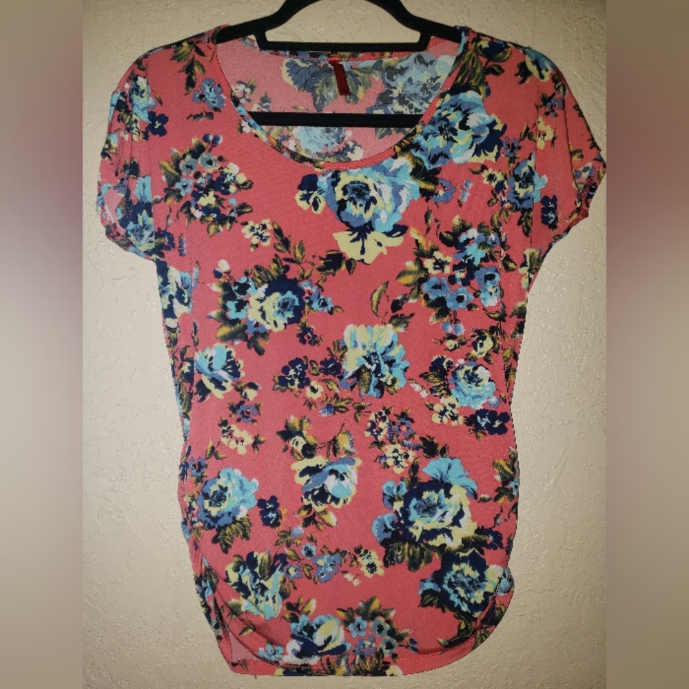 Floral Print Top in Pink and Blue